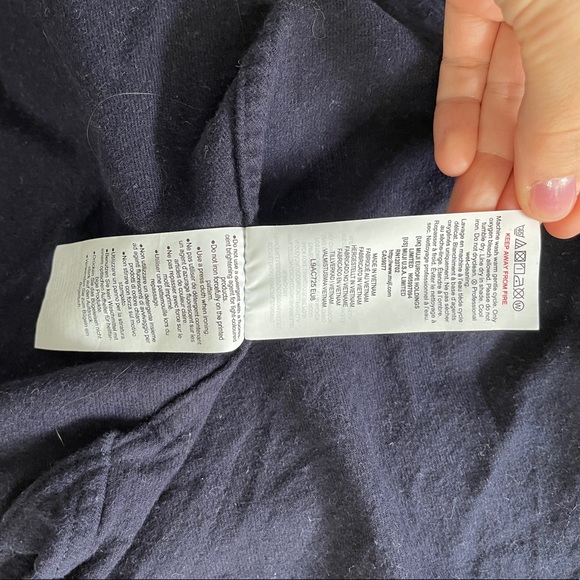 SOLD 2 FOR $25 DEAL! Muji Button-up Shirt - Picture 5 of 5